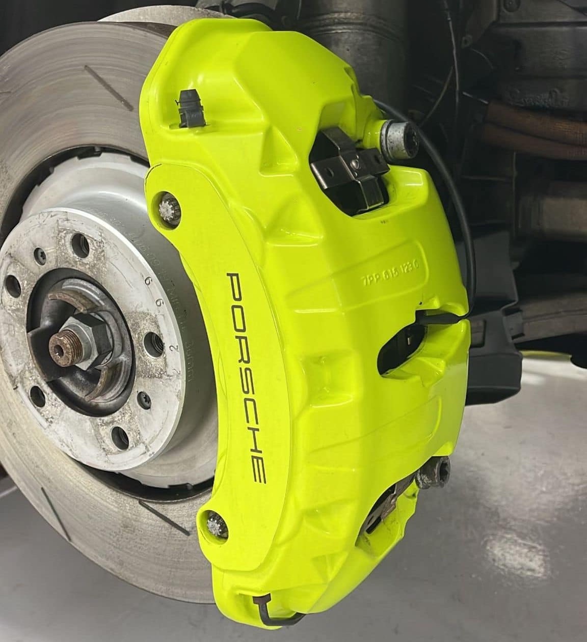 https://monteirosdetail.pt/wp-content/uploads/2023/01/ceramic-brakes.jpg